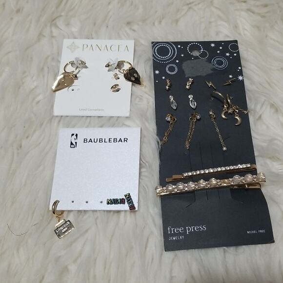 New! Women's Earrings bundle - Picture 1 of 5